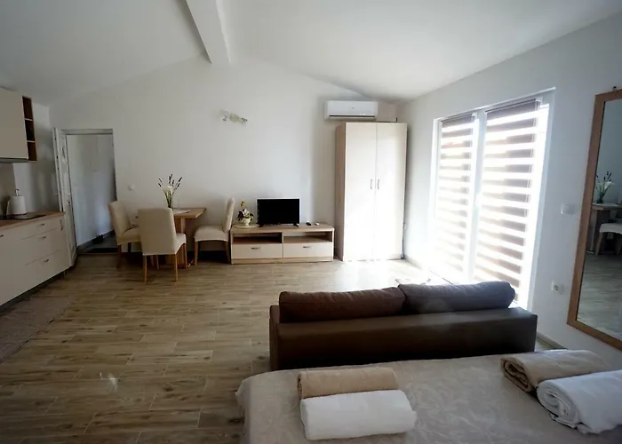 Гостевой дом Sanja 3*